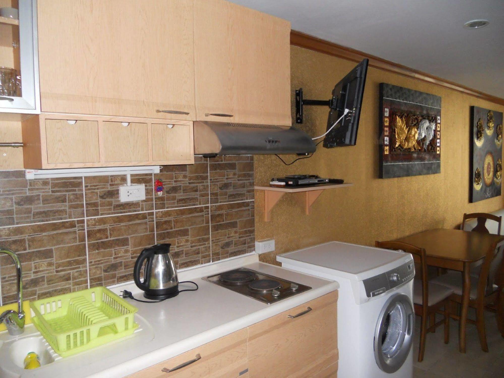 Jomtien Good Luck Apartment Esterno foto