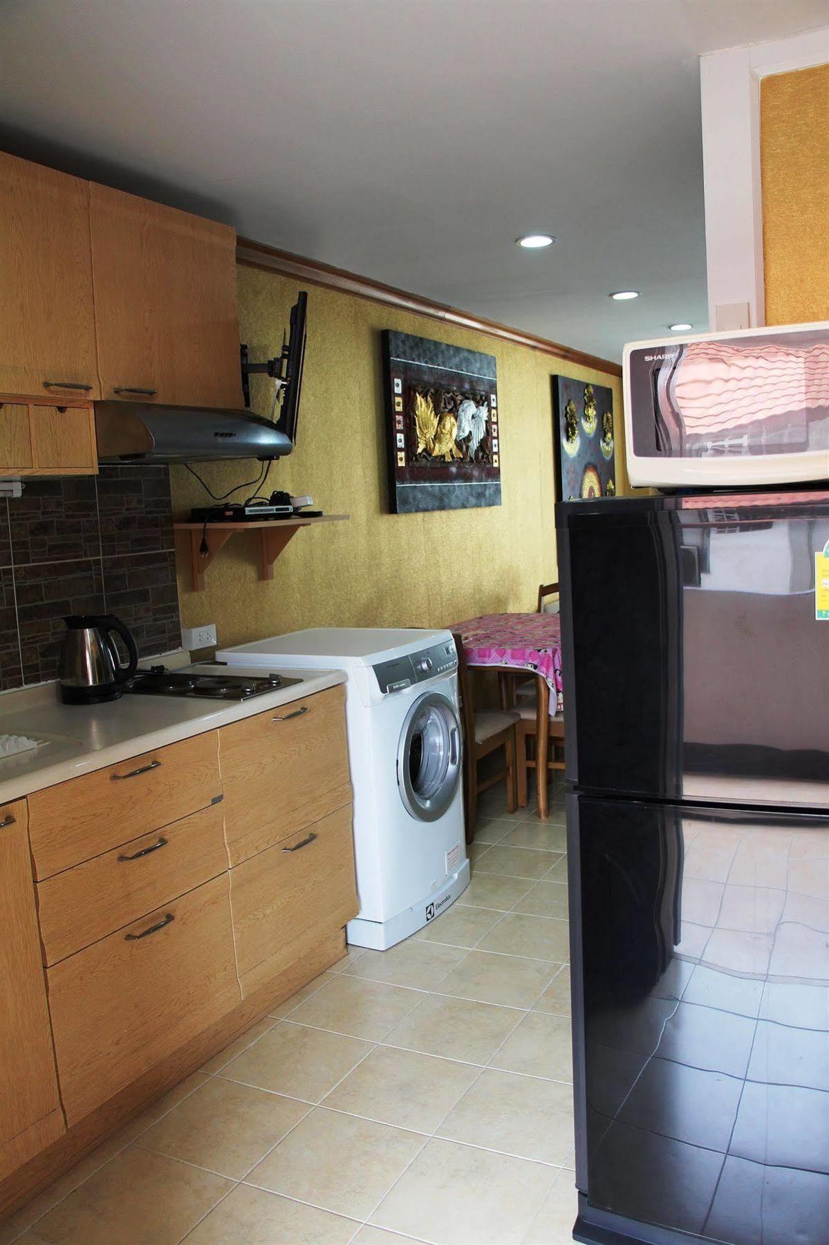 Jomtien Good Luck Apartment Esterno foto